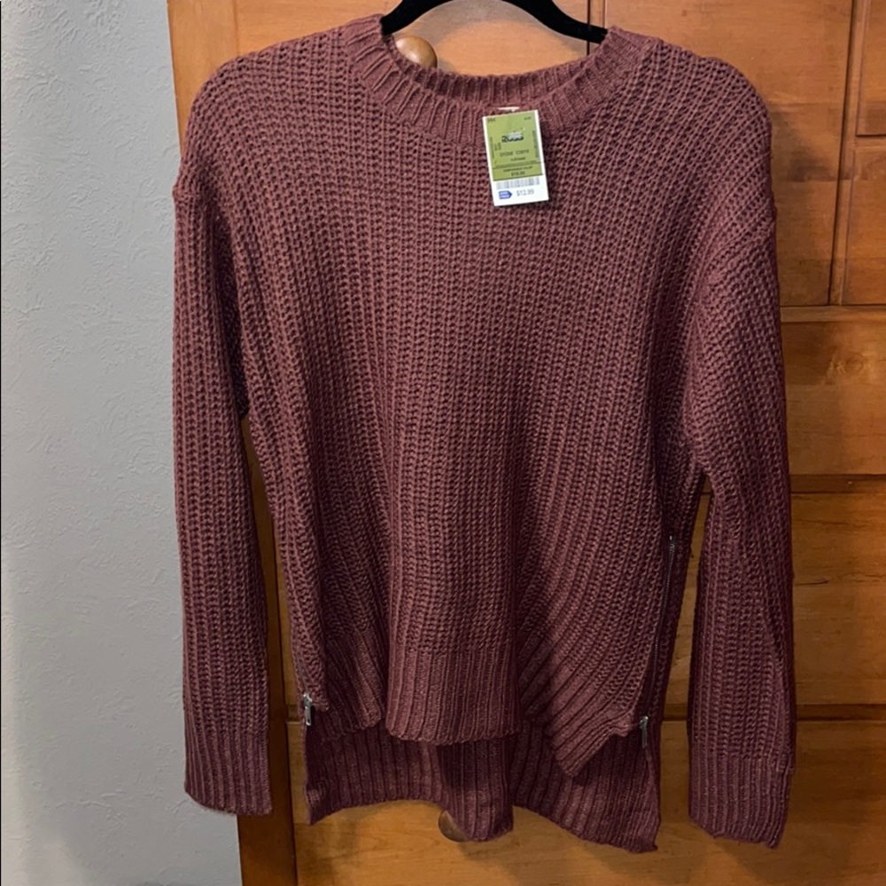 New side zipper high low crew neck sweater